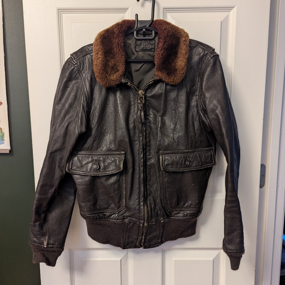 Vintage Vietnam Era US Navy Aviator Leather Jacket, Irvin B Foster, Size 40
